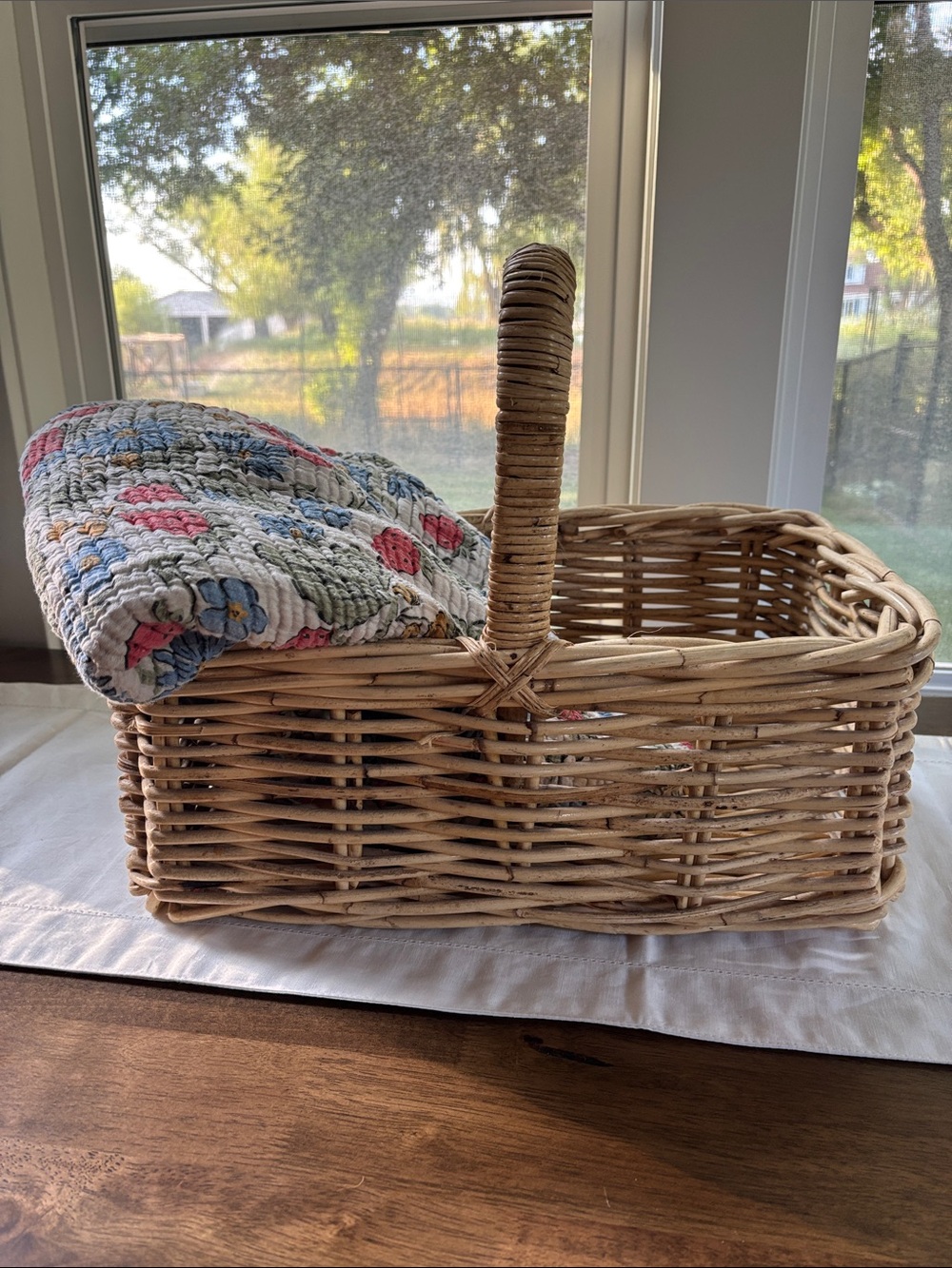 Vintage Handwoven Natural Rattan Basket with Handle - Picture 5 of 9